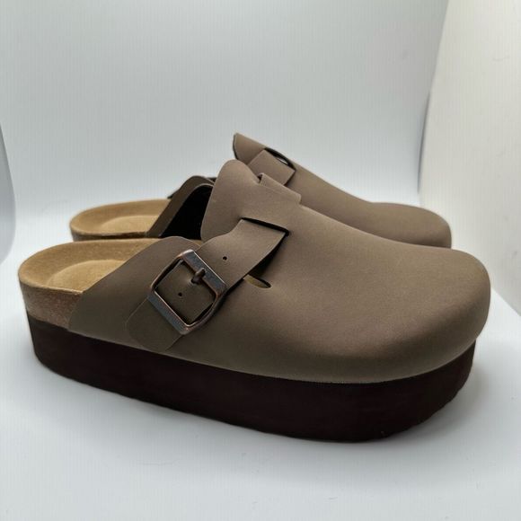 CUSHIONAIRE Women's Cork Footbed Platform Clog 7.5 BROWN - Picture 1 of 7